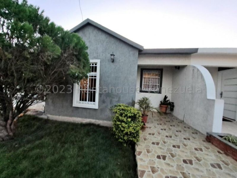 Foto Casa en Venta en Coro, Falcón - U$D 22.000 - CAV227126 - BienesOnLine