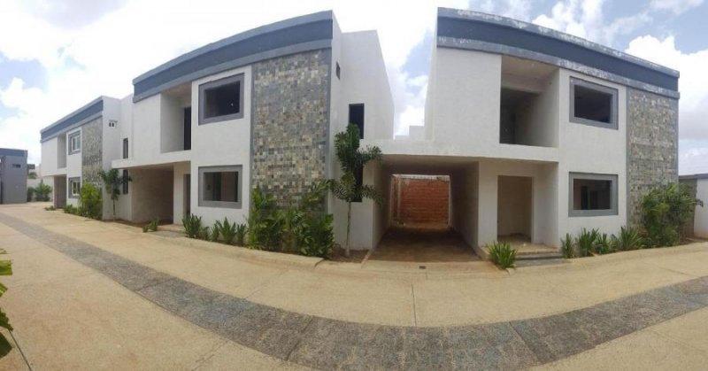 Foto Casa en Venta en Coro, Falcón - U$D 60.000 - CAV227560 - BienesOnLine