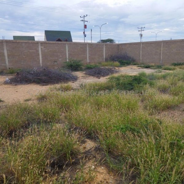 Terreno en Venta en  Punto Fijo, Falcón