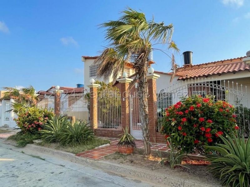 Foto Casa en Venta en Punto Fijo, Falcón - U$D 50.000 - CAV225925 - BienesOnLine