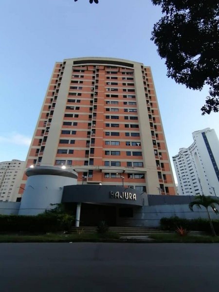 Apartamento en Alquiler en San José Valencia, Carabobo