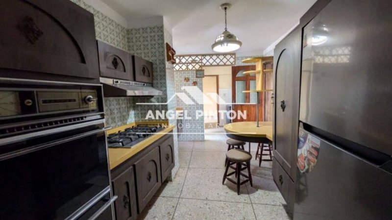 Foto Apartamento en Alquiler en Maracaibo, Zulia - U$D 250 - APA240350 - BienesOnLine