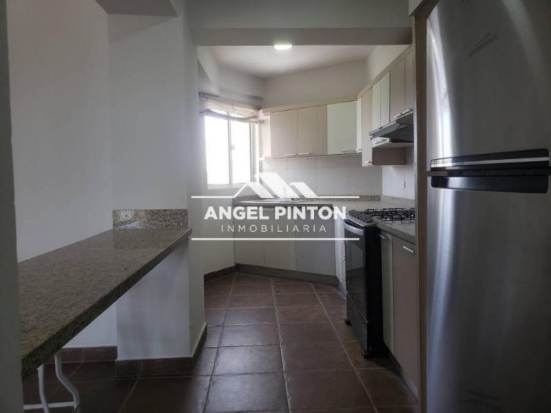 Foto Apartamento en Alquiler en Maracaibo, Zulia - U$D 750 - APA243472 - BienesOnLine