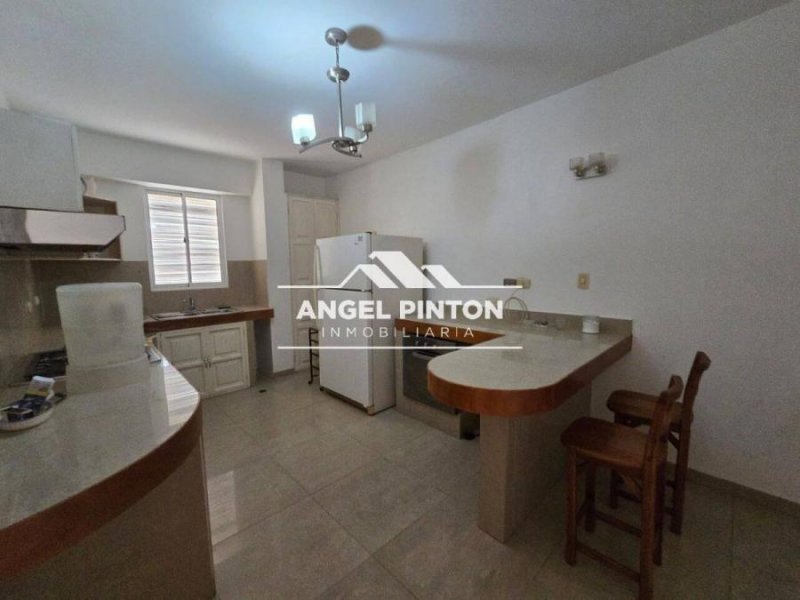 Foto Apartamento en Alquiler en Maracaibo, Zulia - U$D 400 - APA246820 - BienesOnLine