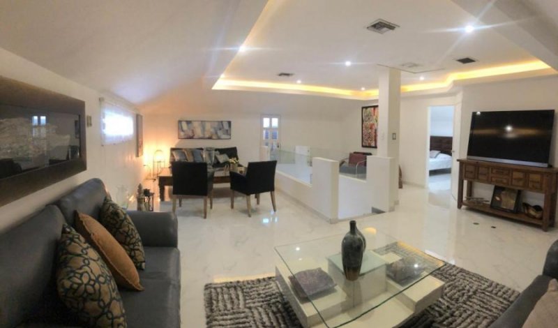 Apartamento en Alquiler en LECHERIA Diego Bautista Urbaneja, Anzoátegui