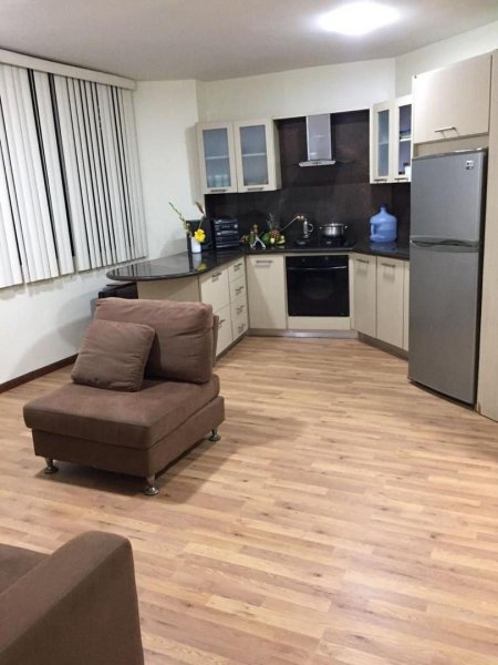 Apartamento moderno y equipado a pasos de playa Lido en Lechería