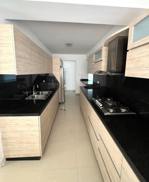 APARTAMENTO EN ALQUILER ÁVILA PARK URB EL BOSQUE, VALENCIA. LUISA MEZONES ALQUILA.