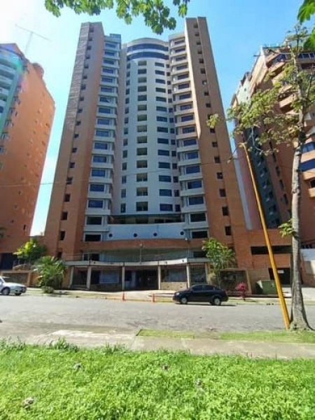 Apartamento en Alquiler en Trigaleña Alta Valencia, Carabobo