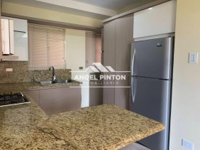 APARTAMENTO EN ALQUILER AV EL MILAGRO PARQUE SANTA LUCÍA MARACAIBO API 8033