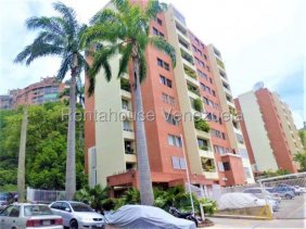 Apartamento en Alquiler en la alameda Baruta, Miranda