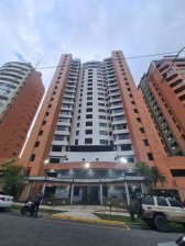 Apartamento en Alquiler en Trigal Valencia, Carabobo