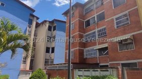 Apartamento en Alquiler en las rosas Guatire, Miranda