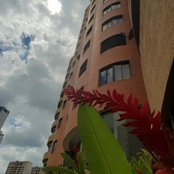 Apartamento en Venta en Los Mangos Valencia, Carabobo