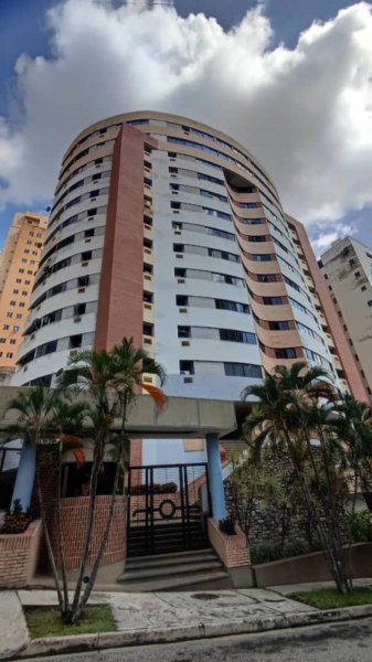 Apartamento en Venta en Urb. Parral Valencia, Carabobo