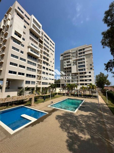 Foto Apartamento en Venta en Maracaibo, Zulia - U$D 80.000 - APV242128 - BienesOnLine