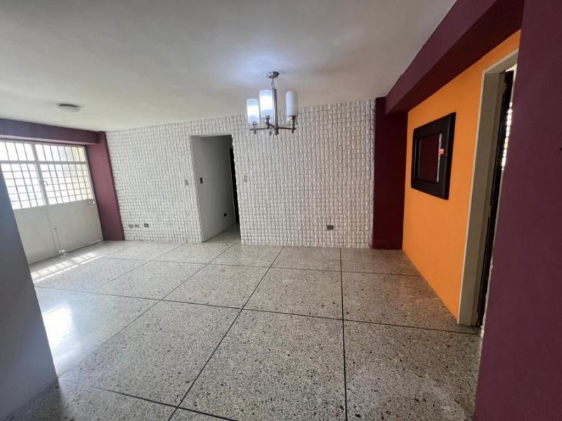 Foto Apartamento en Venta en Valencia, Carabobo - U$D 23.000 - APV243253 - BienesOnLine