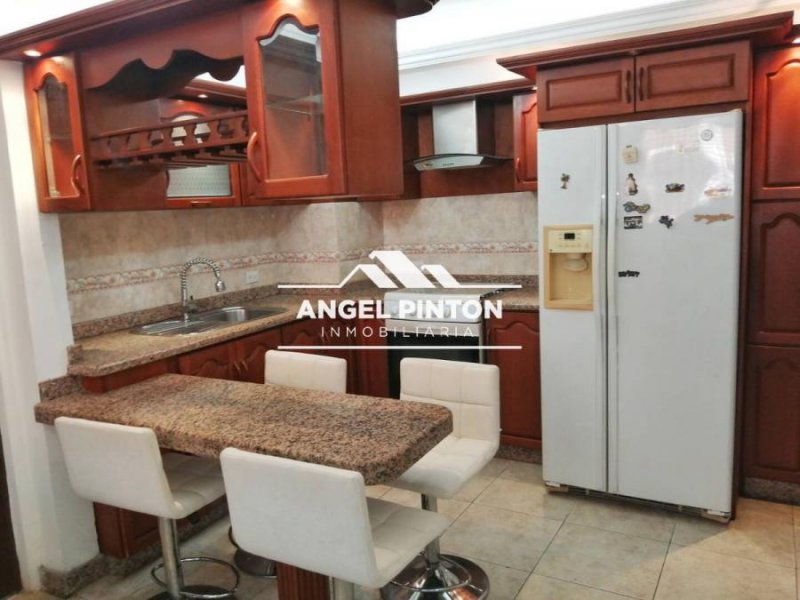 Foto Apartamento en Venta en Maracaibo, Zulia - U$D 25.000 - APV245035 - BienesOnLine