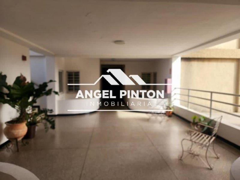 Foto Apartamento en Venta en Maracaibo, Zulia - U$D 9.000 - APV246819 - BienesOnLine