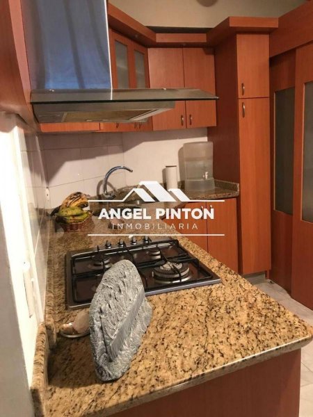 Foto Apartamento en Venta en Valencia, Carabobo - U$D 40.000 - APV248124 - BienesOnLine