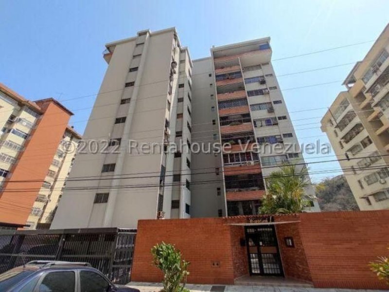 Apartamento en Venta en Girardot Maracay, Aragua