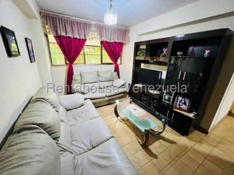 Se Vende Bonito Apartamento Amoblado En El Hipódromo, Mcy