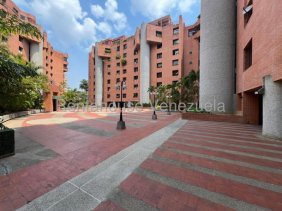Pent House en Venta en los Samanes Zoraida Sánchez 04143653415 25-18518 