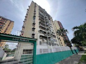 Apartamento en Venta en Girardot Maracay, Aragua