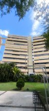 Apartamento en Venta en Trigal Norte Valencia, Carabobo
