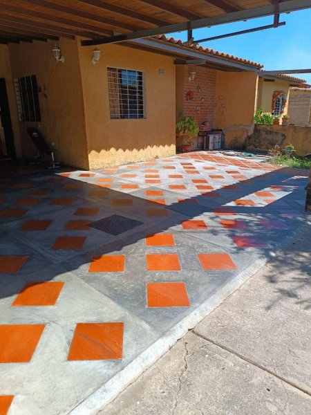 Foto Casa en Venta en flor amarillo, Valencia, Carabobo - U$D 15.000 - CAV190130 - BienesOnLine