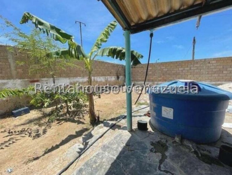 Foto Casa en Venta en Los taques, Pueblo Nuevo, Falcón - U$D 15.000 - CAV239769 - BienesOnLine