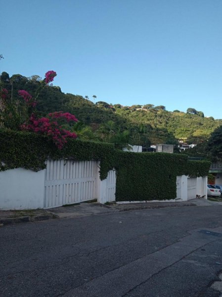 Foto Casa en Venta en Baruta, Caracas, Distrito Federal - U$D 250.000 - CAV240736 - BienesOnLine