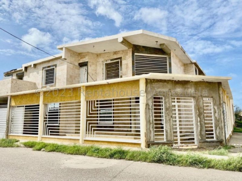 Casa en Venta en Carirubana Punto Fijo, Falcón