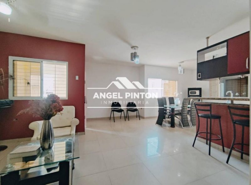 Foto Casa en Venta en Maracaibo, Zulia - U$D 51.000 - CAV242931 - BienesOnLine