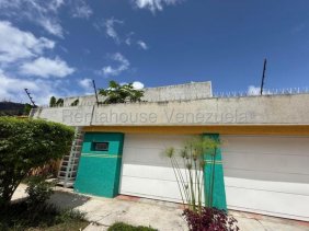 Casa en Venta en las esmeraldas Baruta, Miranda