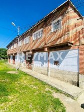 Edificio comercial en venta en zona Norte Sector Tamaca parroquia el Cují
