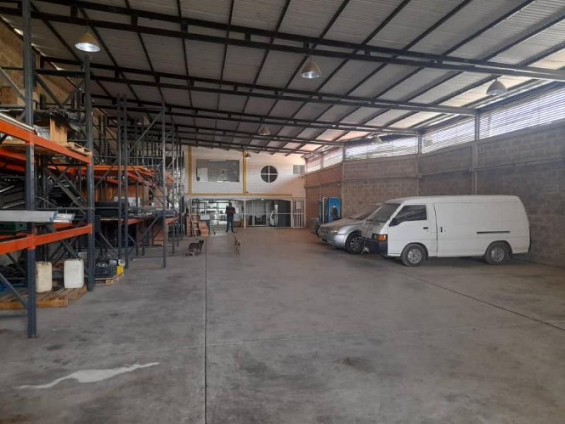 EN VENTA GALPÓN EN SAN DIEGO ZONA INDUSTRIAL BRISAS DE CASTILLITO. LUISA MEZONES VENDE