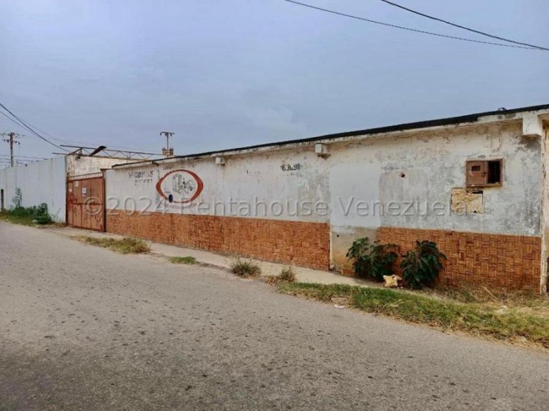 Galpón Comercial en Venta en Punta Cardon, Falcon MLS #24-17131 GR 