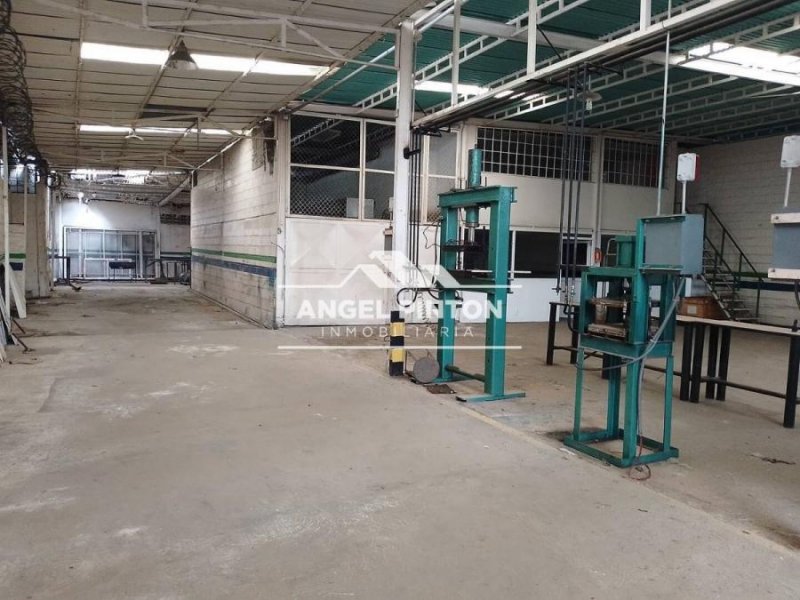 GALPÓN VENTA LAS VERITAS MARACAIBO API 7069 JANETTE PEREZ