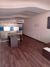 Galpon amplio con oficinas y anexo ubicado en Lechería