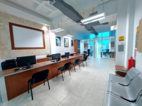 Oficina en Alquiler en LECHERIA Diego Bautista Urbaneja, Anzoátegui