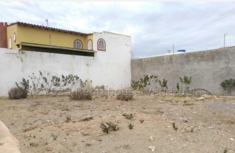 Terreno en Venta en Punta Cardón Punto Fijo, Falcón