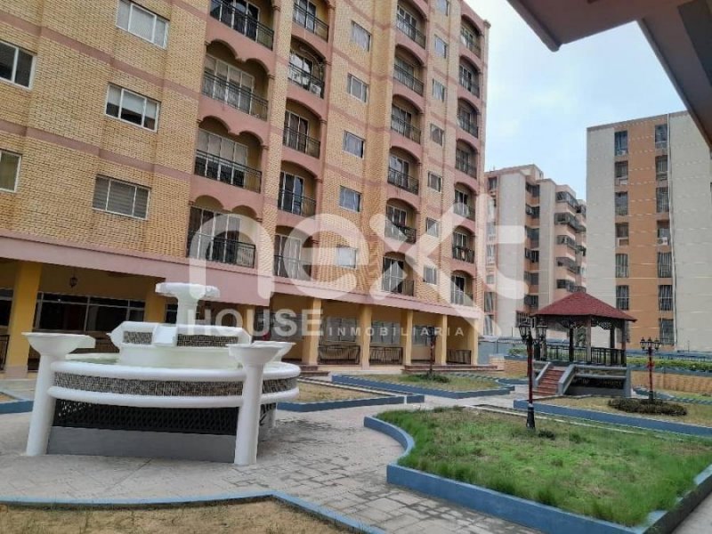 Foto Apartamento en Alquiler en Olegario Villalobos, Maracaibo, Zulia - U$D 350 - APA246085 - BienesOnLine