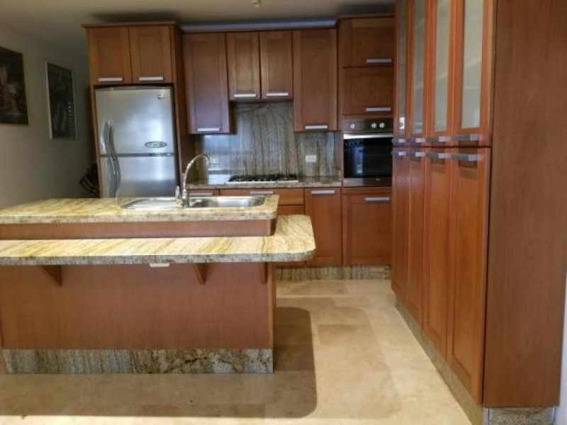 Foto Apartamento en Alquiler en Maracaibo, Zulia - BsF 350 - APA125446 - BienesOnLine