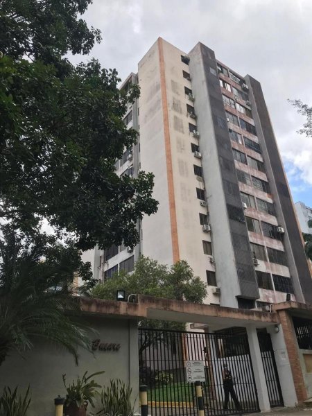 Foto Apartamento en Venta en Mañongo, Naguanagua, Carabobo - U$D 22.000 - APV142804 - BienesOnLine