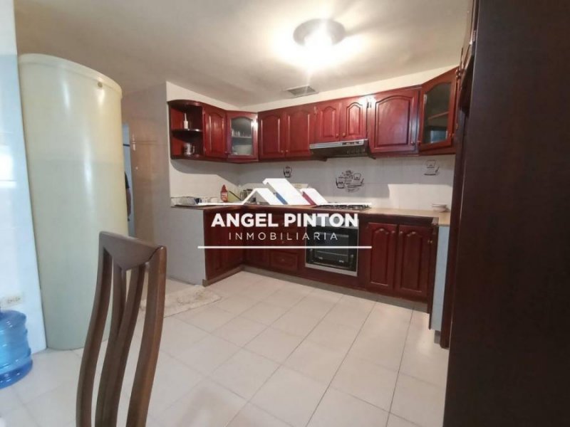 Foto Apartamento en Venta en Maracaibo, Zulia - U$D 35.000 - APV244538 - BienesOnLine