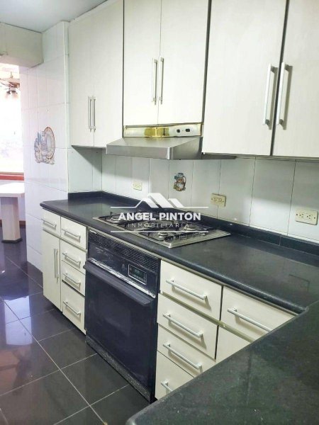 Foto Apartamento en Venta en Maracaibo, Zulia - U$D 40.000 - APV243957 - BienesOnLine