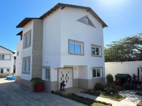 Casa en Venta en  Punto Fijo, Falcón