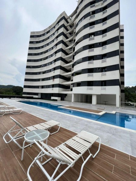 Foto Apartamento en Alquiler en Valencia, Carabobo - U$D 900 - APA213773 - BienesOnLine