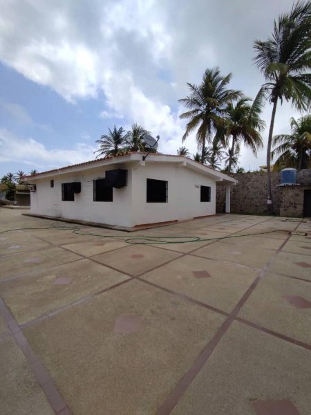 Foto Casa en Venta en Chichiriviche, Falcón - U$D 65.000 - CAV204529 - BienesOnLine