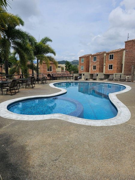 Foto Casa en Alquiler en Valencia, Valencia, Carabobo - U$D 1.700 - CAA207948 - BienesOnLine